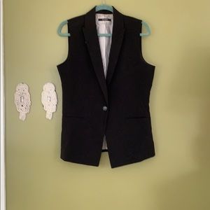 Sleeveless Blazer
